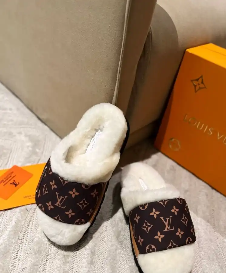 hype LV Slippers