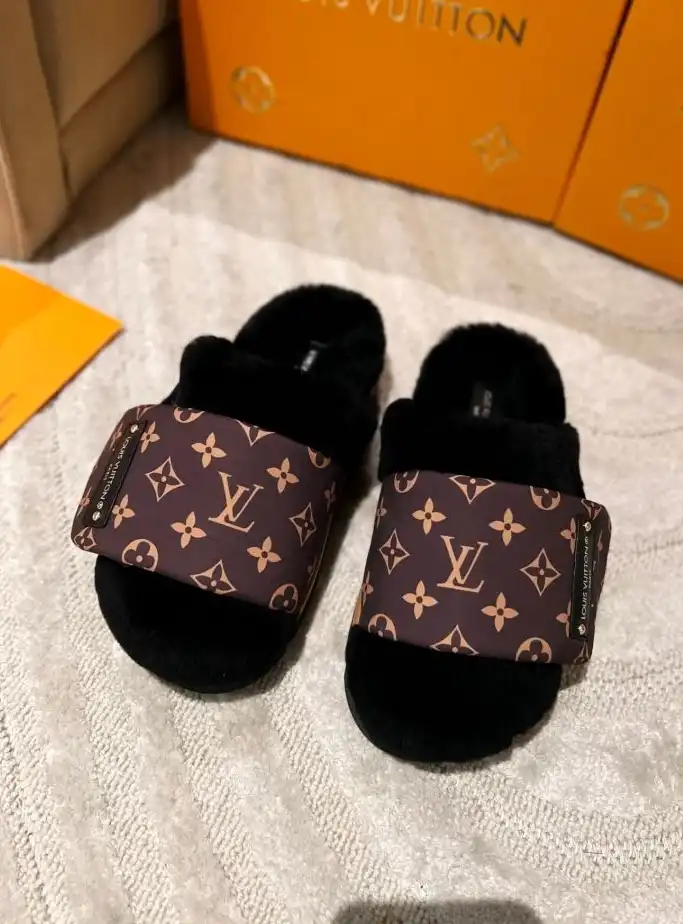 hype LV Slippers