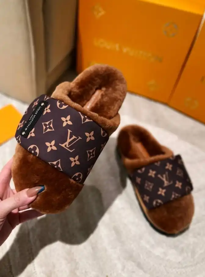 hype LV Slippers