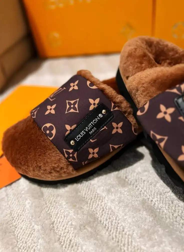 hype LV Slippers