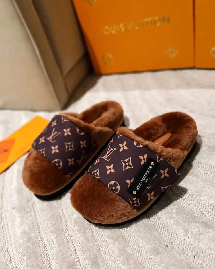 hype LV Slippers