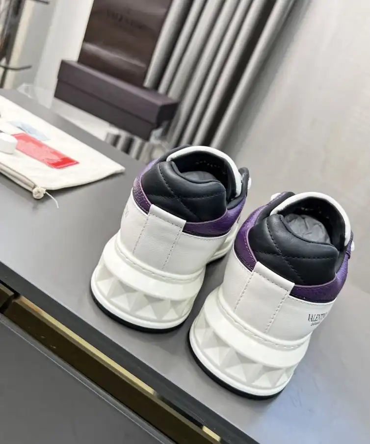 hype Valentino Sneakers