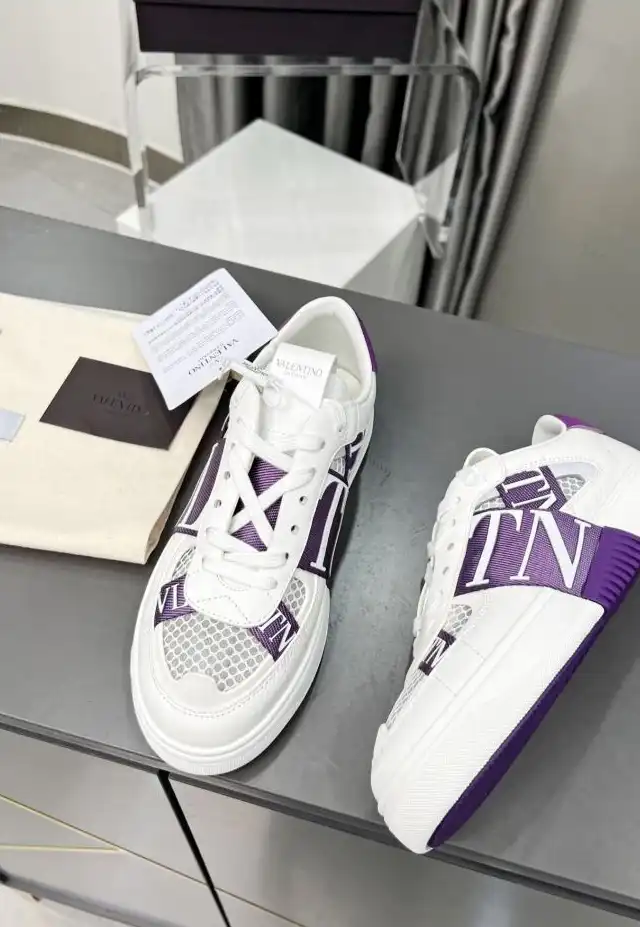 hype Valentino Sneakers