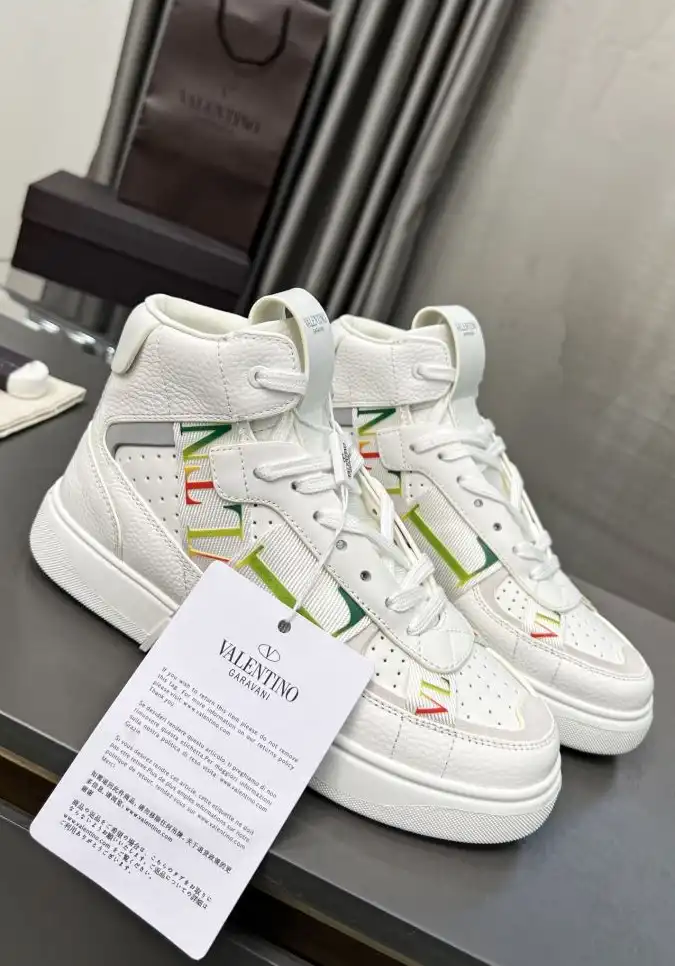 hype Valentino Sneakers