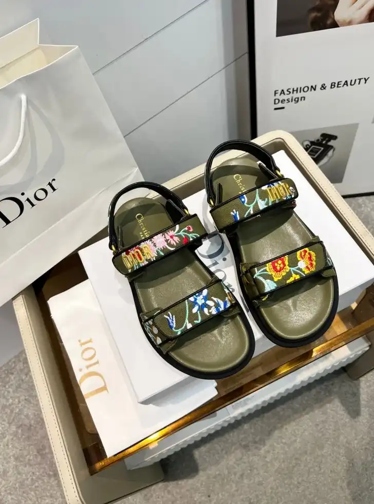 hype Christian Dior Sandals