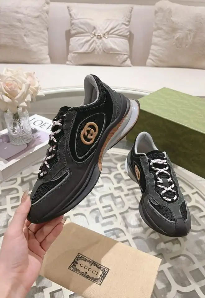 hype Gucci Sneakers