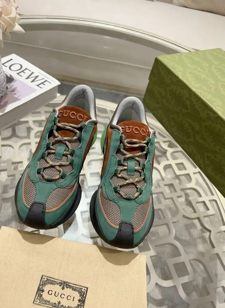 hype Gucci Sneakers