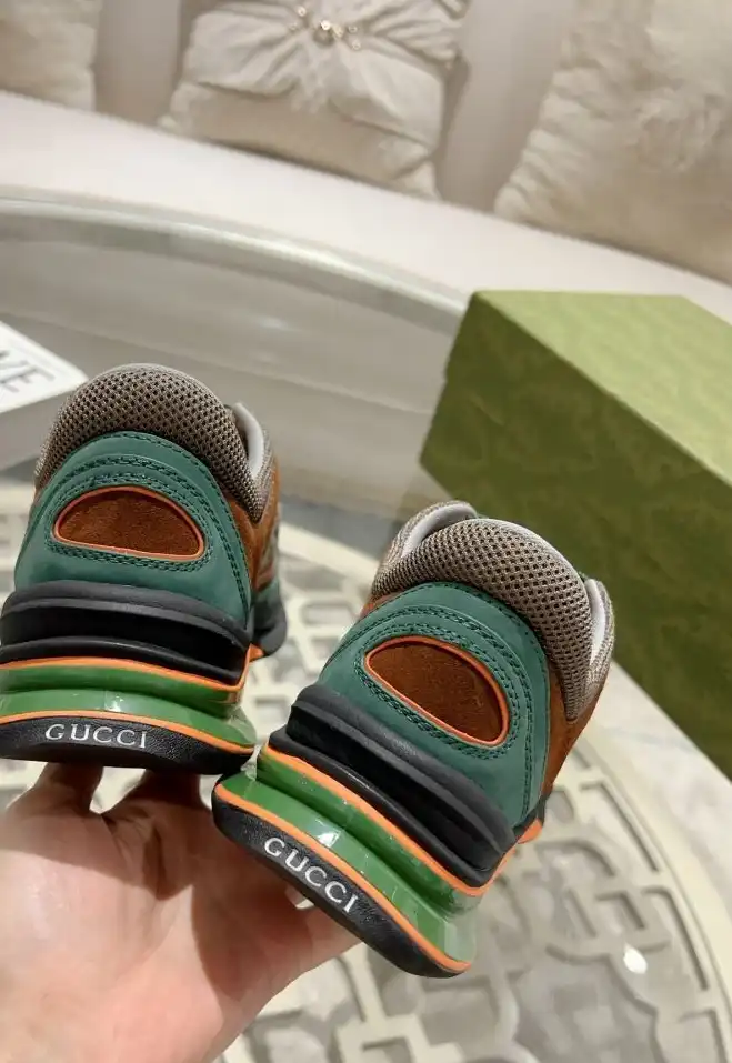 hype Gucci Sneakers