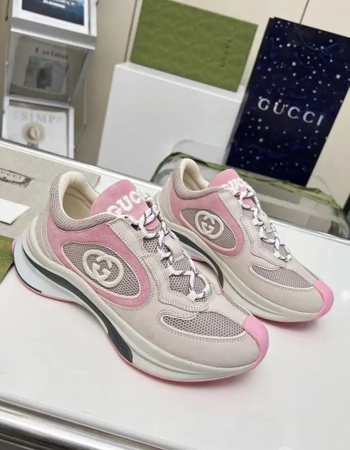 hype Gucci Sneakers