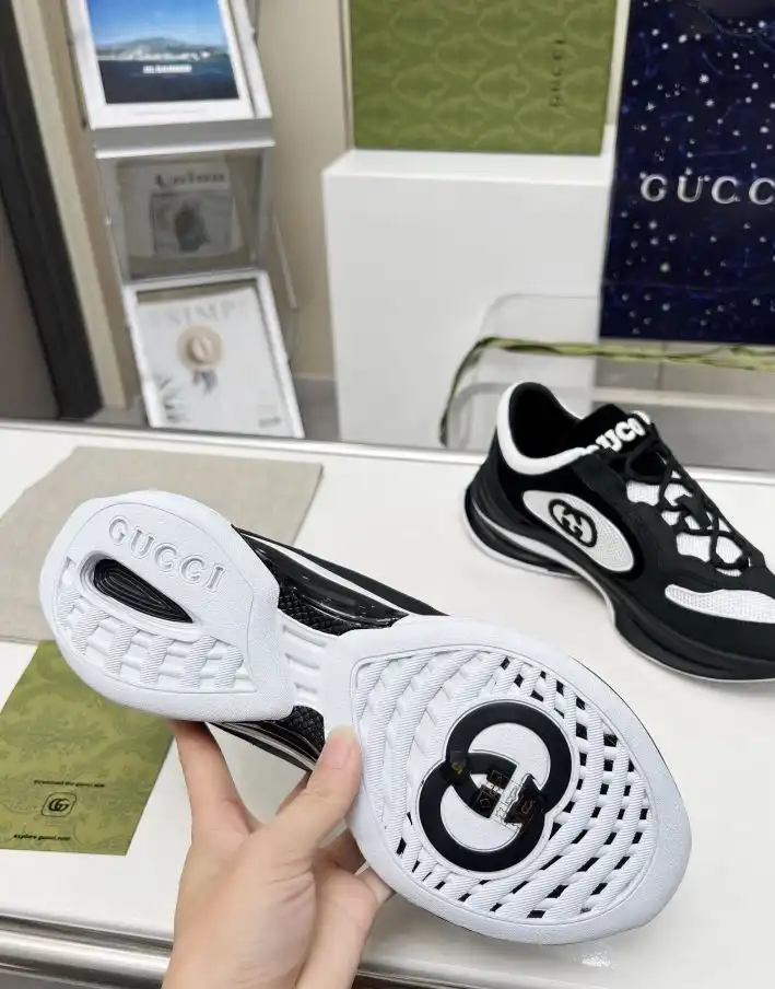 hype Gucci Sneakers