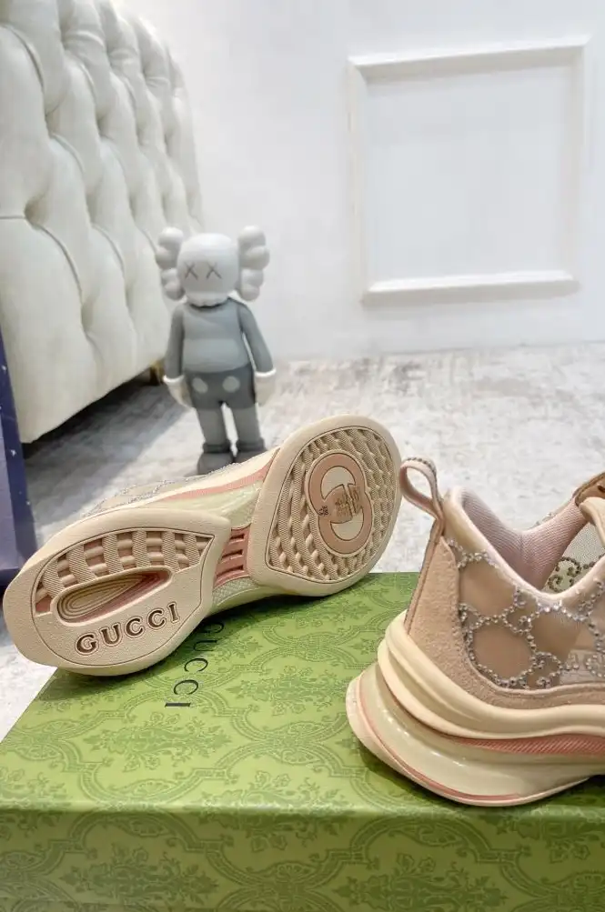 hype Gucci Sneakers