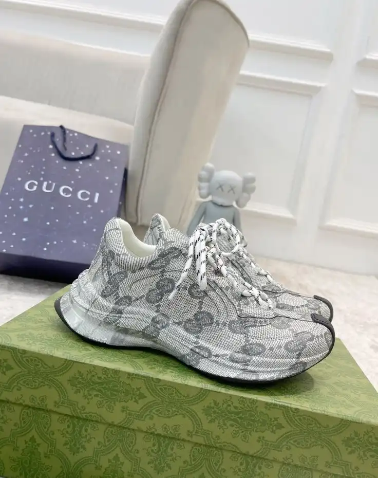 hype Gucci Sneakers