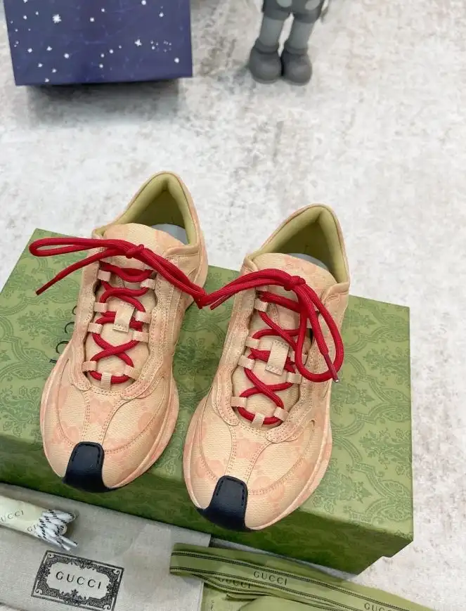 hype Gucci Sneakers