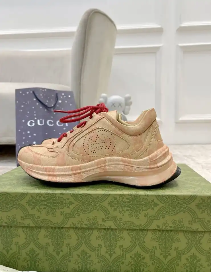 hype Gucci Sneakers