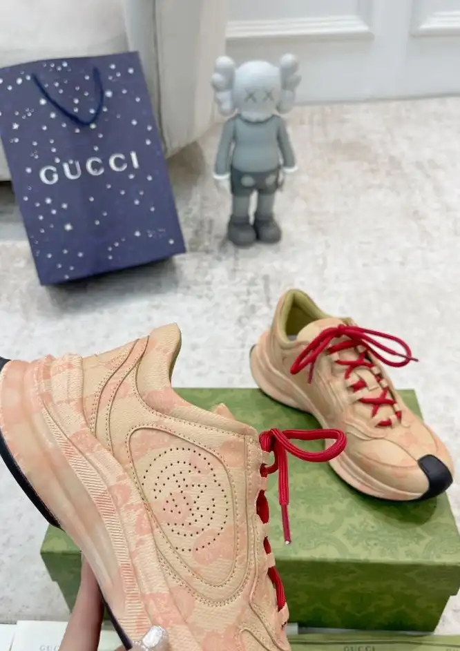 hype Gucci Sneakers