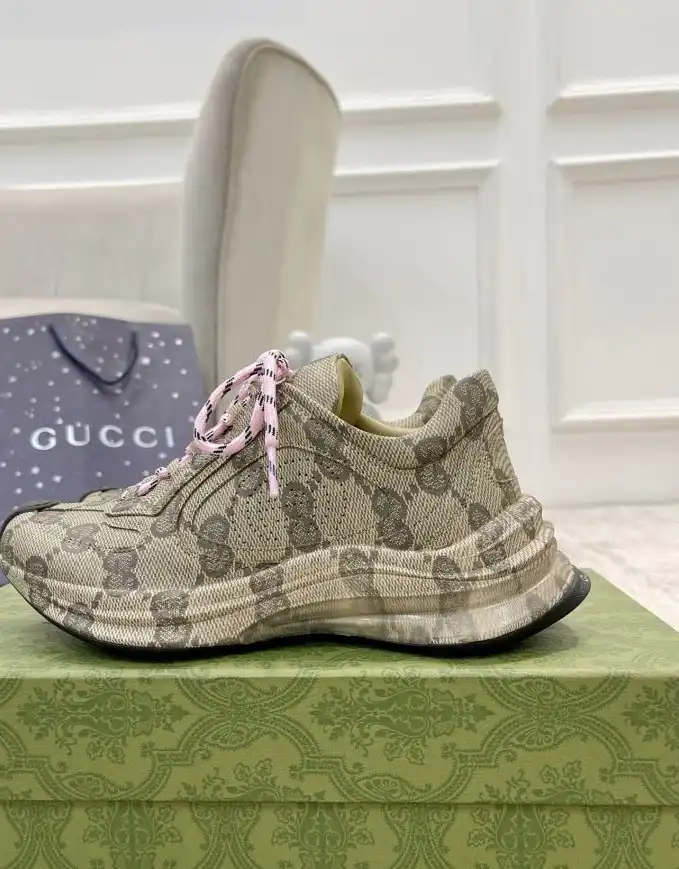 hype Gucci Sneakers