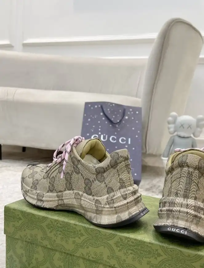 hype Gucci Sneakers