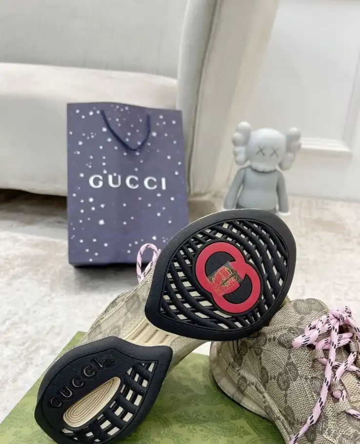 hype Gucci Sneakers