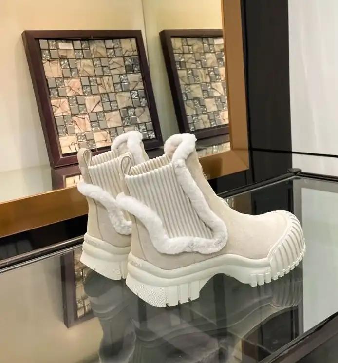 hype Louis Vuitton Boots