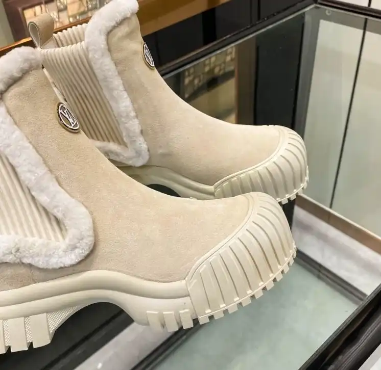 hype Louis Vuitton Boots