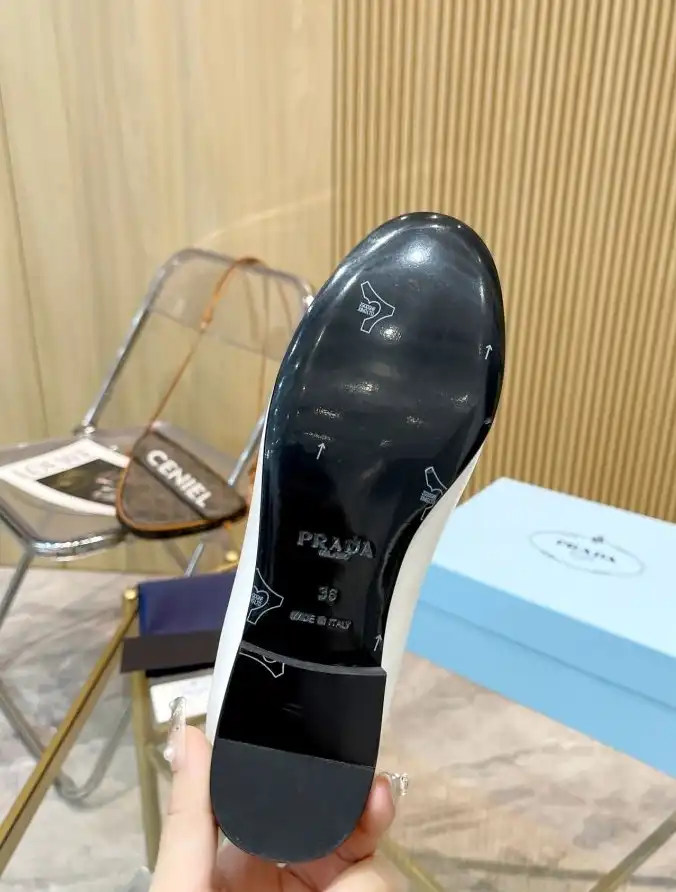 hype Prada Leather Shoes