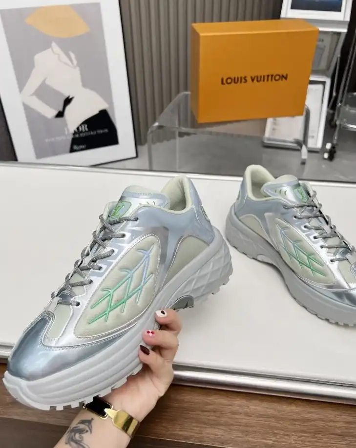 hype Louis Vuitton Sneakers