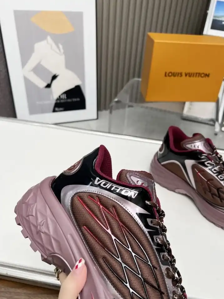 hype Louis Vuitton Sneakers