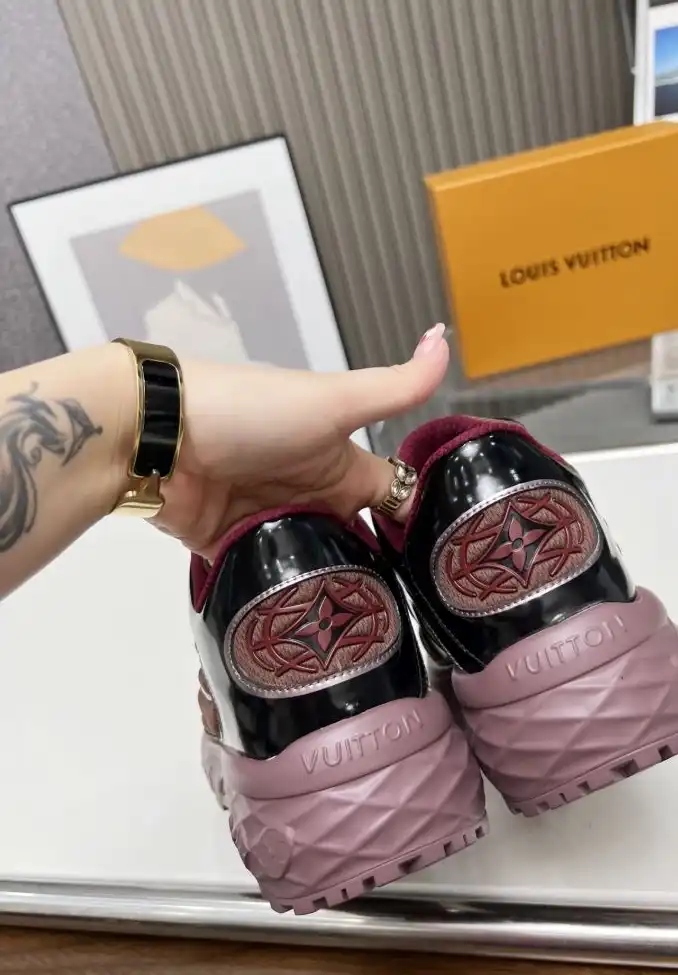 hype Louis Vuitton Sneakers