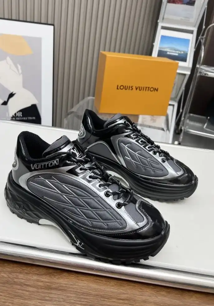 hype Louis Vuitton Sneakers