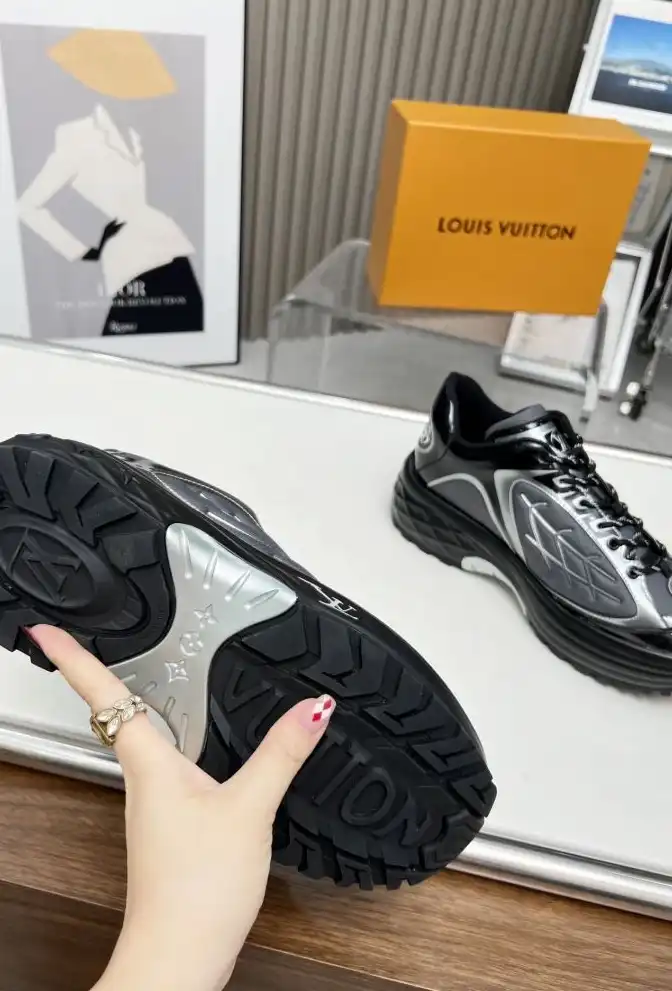 hype Louis Vuitton Sneakers