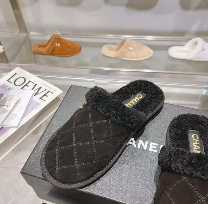 hype Chanel Slippers