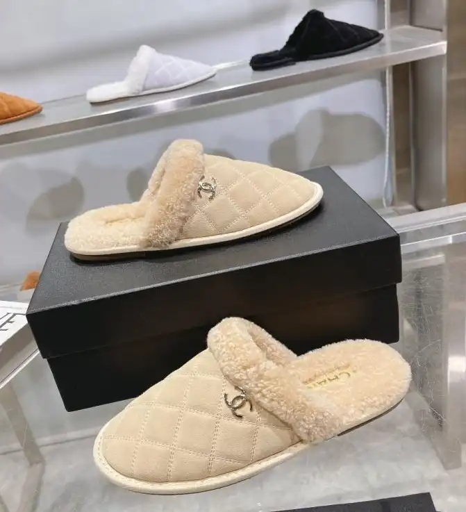 hype Chanel Slippers