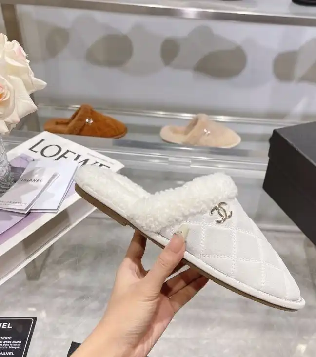 hype Chanel Slippers