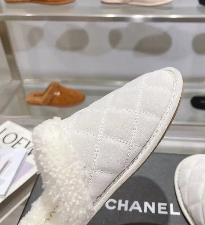 hype Chanel Slippers