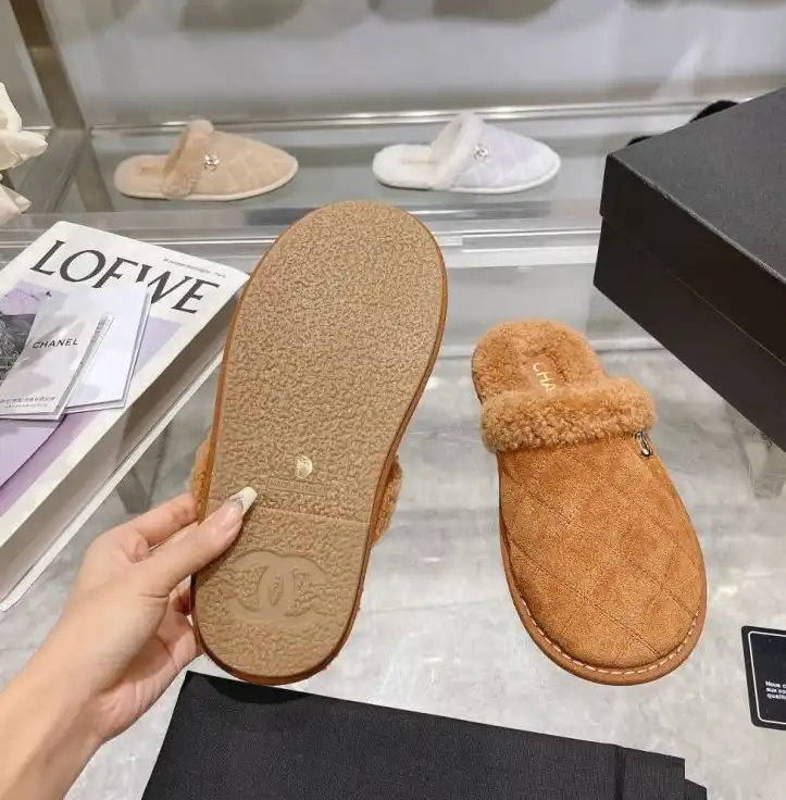 hype Chanel Slippers