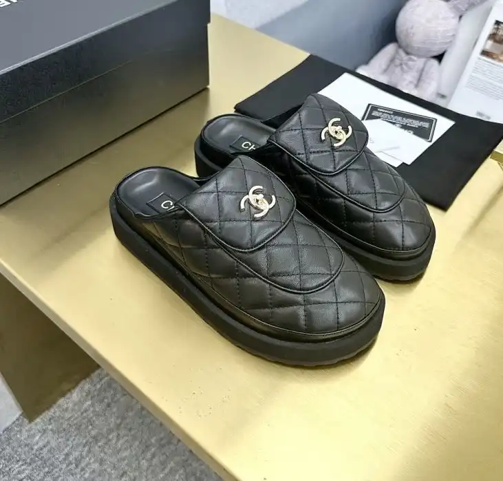 hype Chanel Slippers