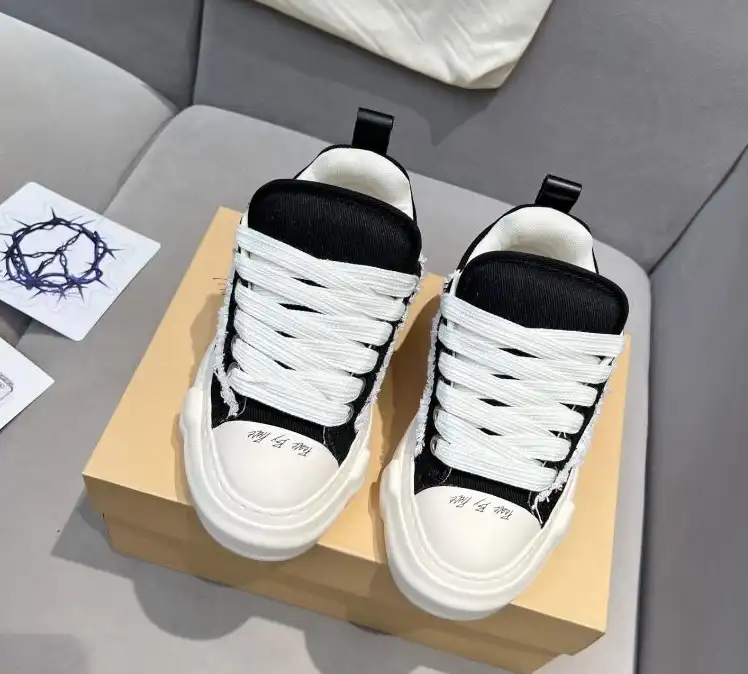 hype Balenciaga Sneakers