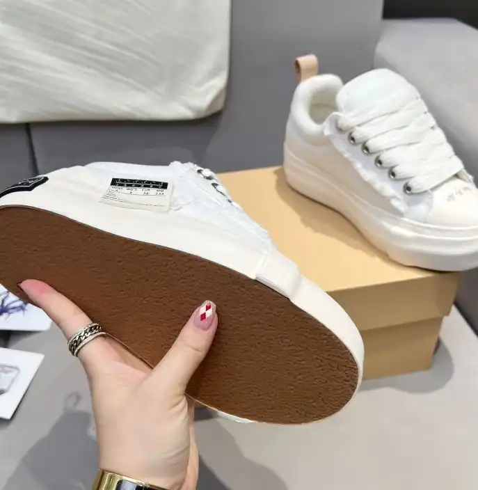 hype Balenciaga Sneakers