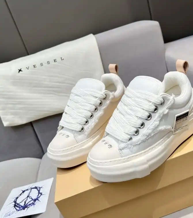 hype Balenciaga Sneakers