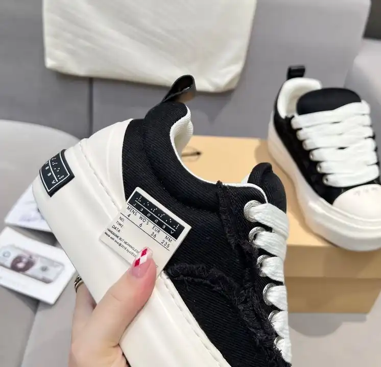 hype Balenciaga Sneakers