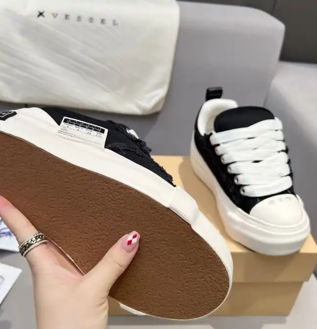 hype Balenciaga Sneakers