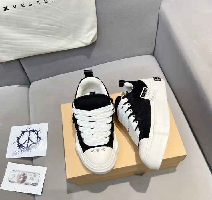 hype Balenciaga Sneakers