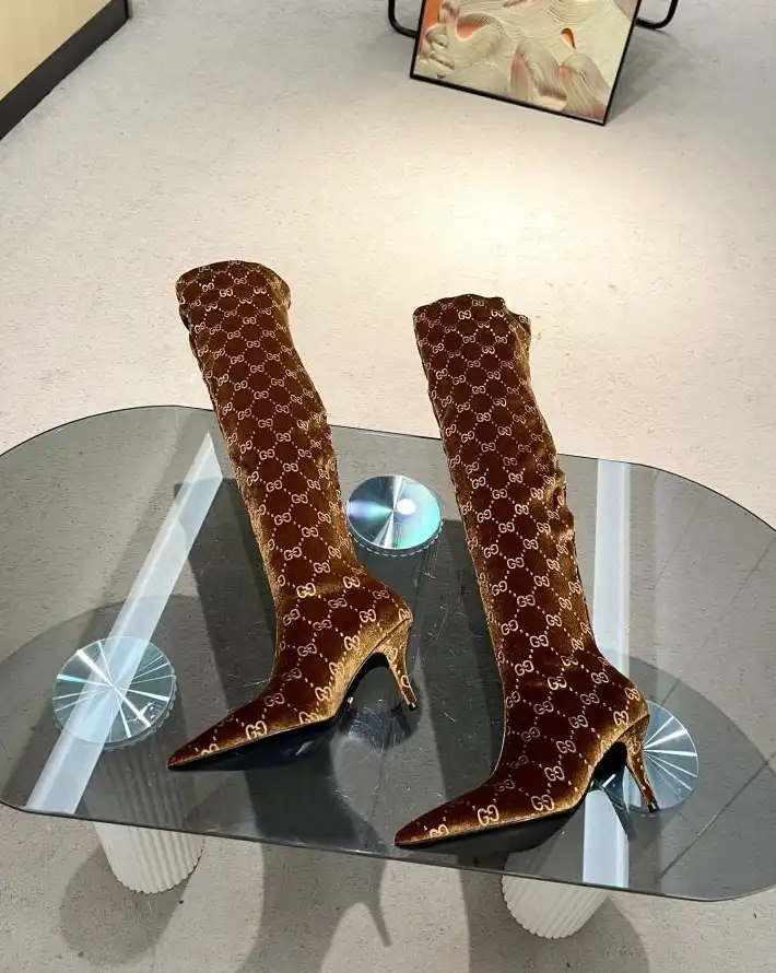 hype Gucci Boots