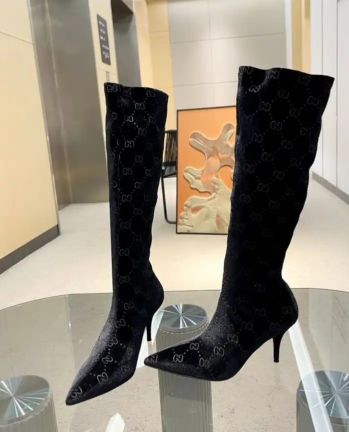 hype Gucci Boots