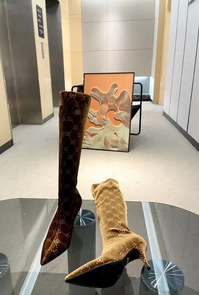 hype Gucci Boots