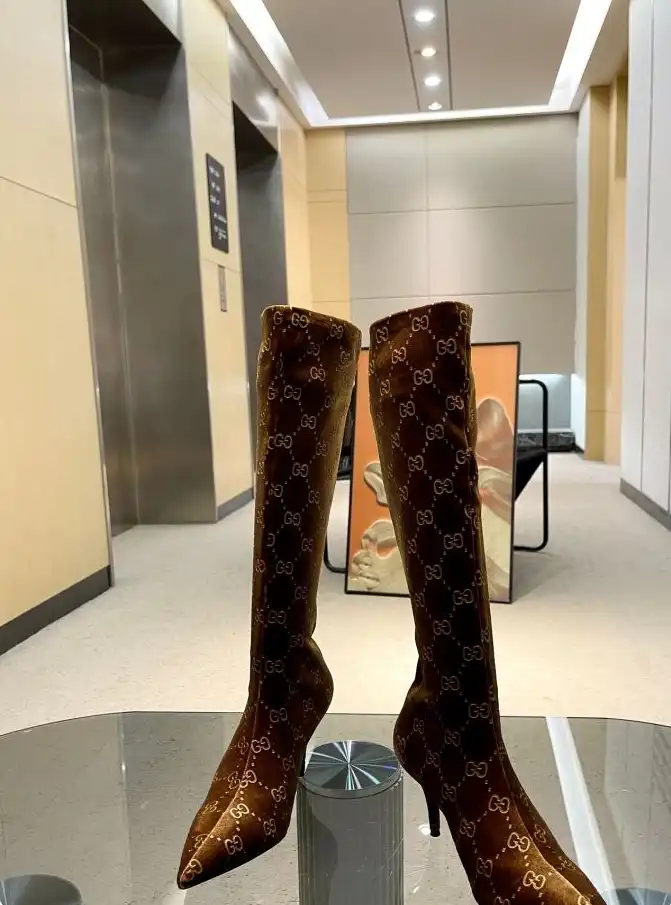 hype Gucci Boots