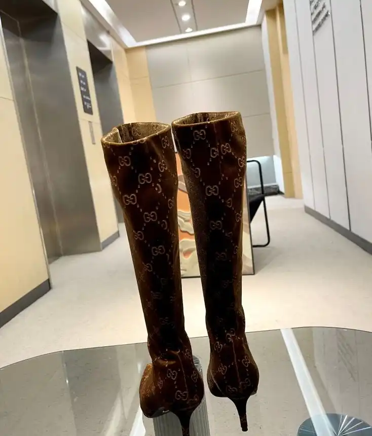 hype Gucci Boots