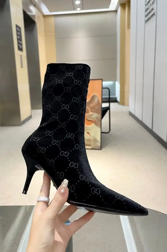 hype Gucci Boots