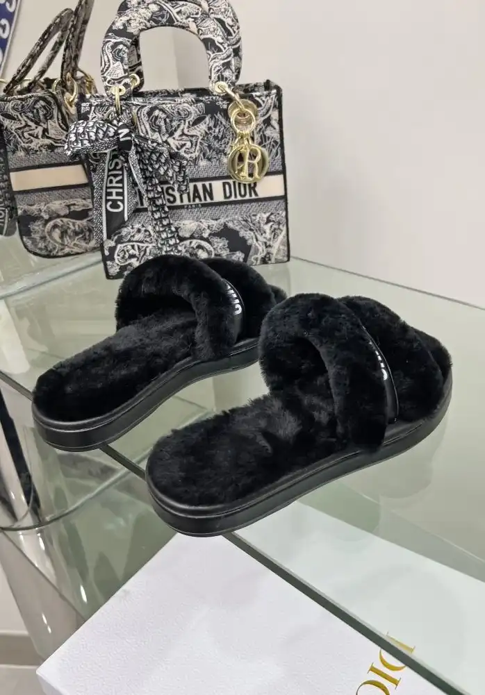 hype Christian Dior Slippers