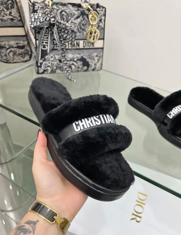 hype Christian Dior Slippers